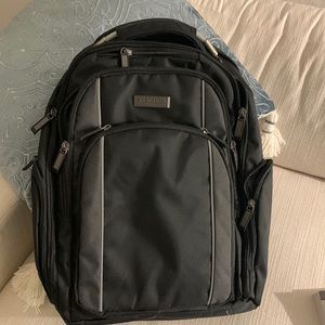 Kenneth Cole Reaction work backpack